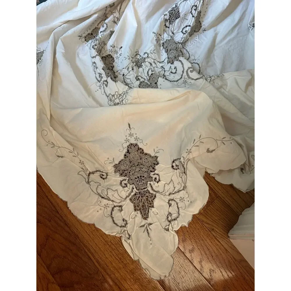 Vintage Tablecloth Embroidered 140x60” gray off white Scalloped Edge cutout